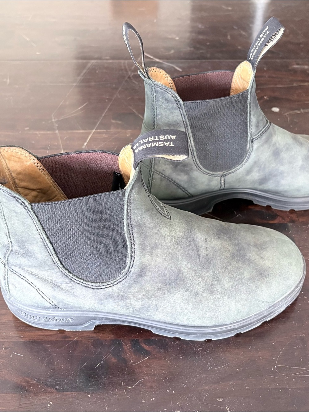 Leather Blundstone Boots